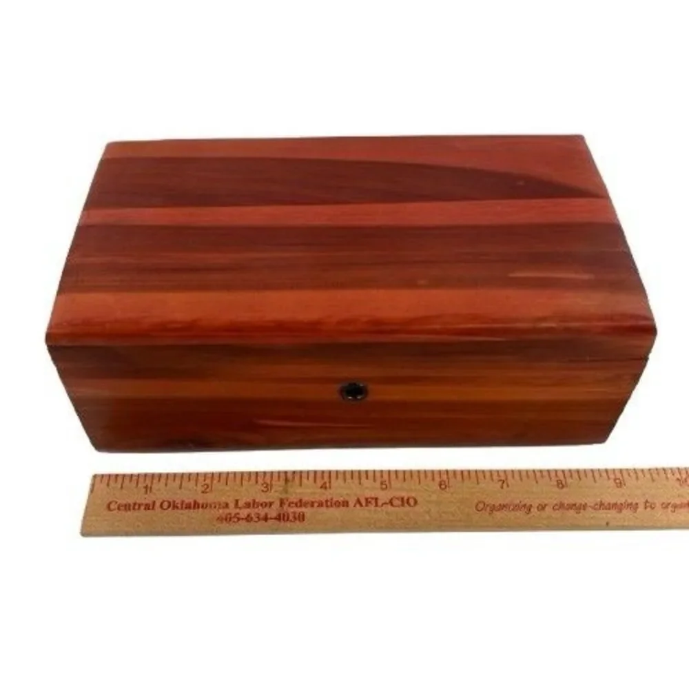 Vintage Lane Cedar Mini Hope Chest Trinket Jewelry Storage Box Ft Smith Arkansas